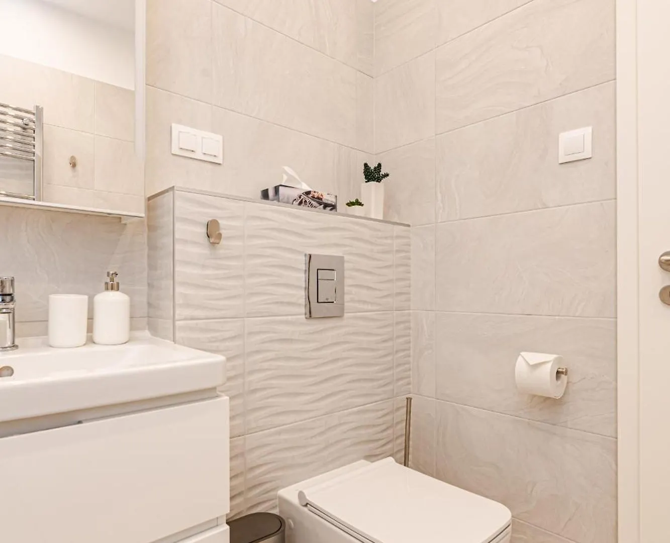 Luxury Tropical Apartment At Budapest