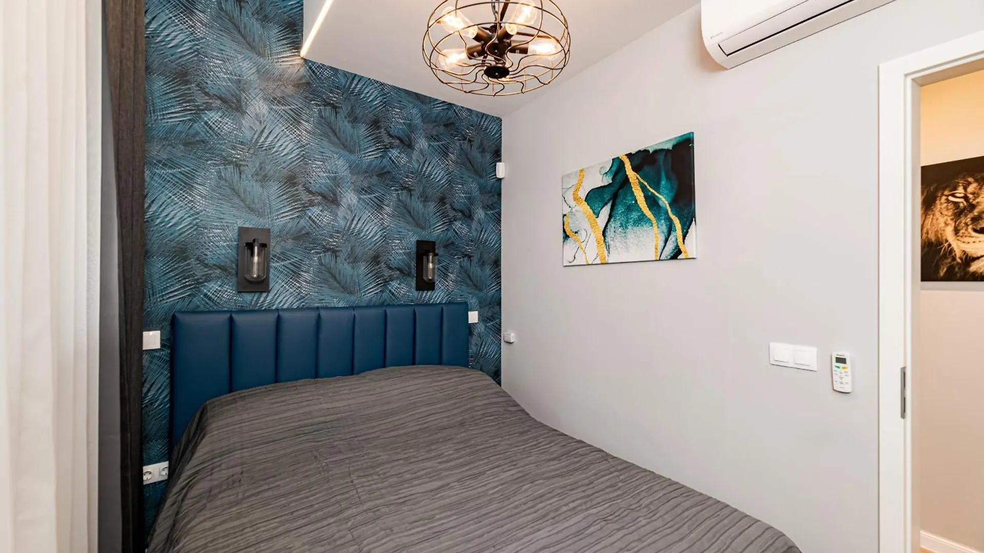 Luxury Tropical Apartment At Budapest Hungary