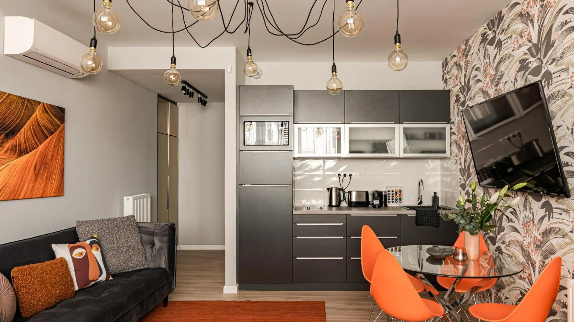 Luxury Tropical Apartment At Budapest