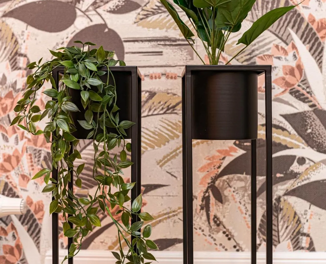 Luxury Tropical Apartment At Budapest